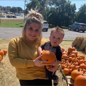 Meet your Posher, Cayla